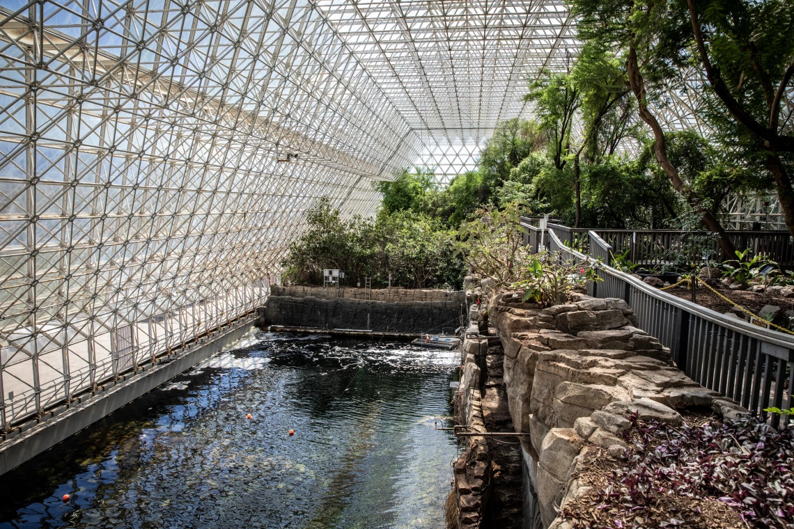 24-09-RLI-cohort-24-25-at-Biosphere-2-lhk_13