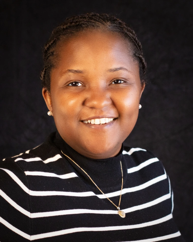 25-02-Halimatou-Alofe-LHK-03-rec_0