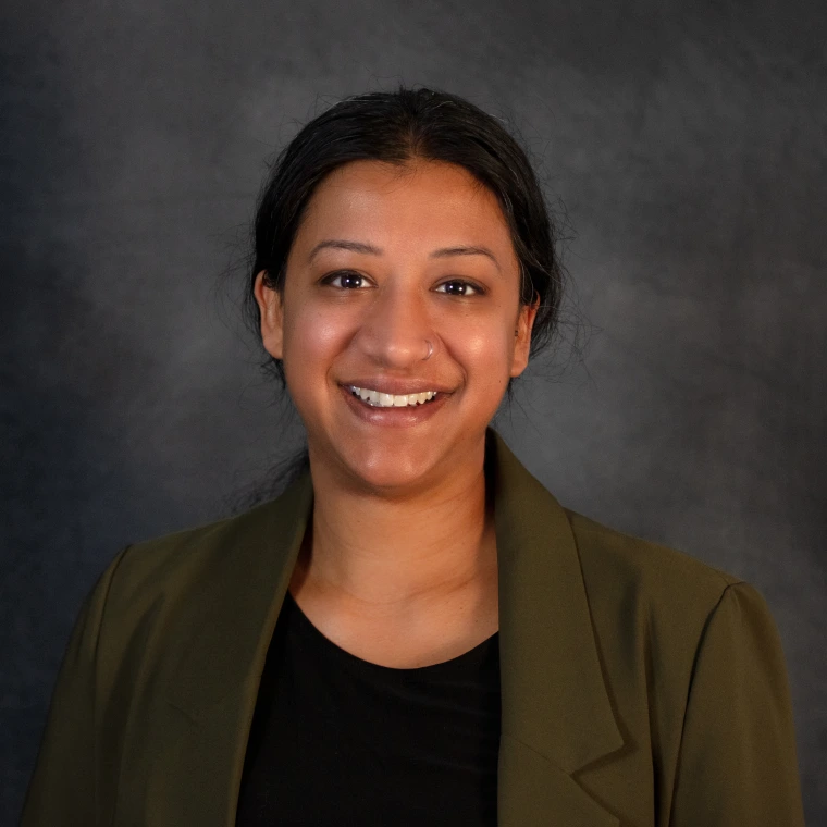 25 Gupta Neha03