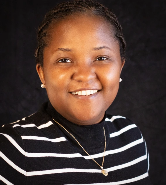 25-02-Halimatou-Alofe-LHK-03-rec_0